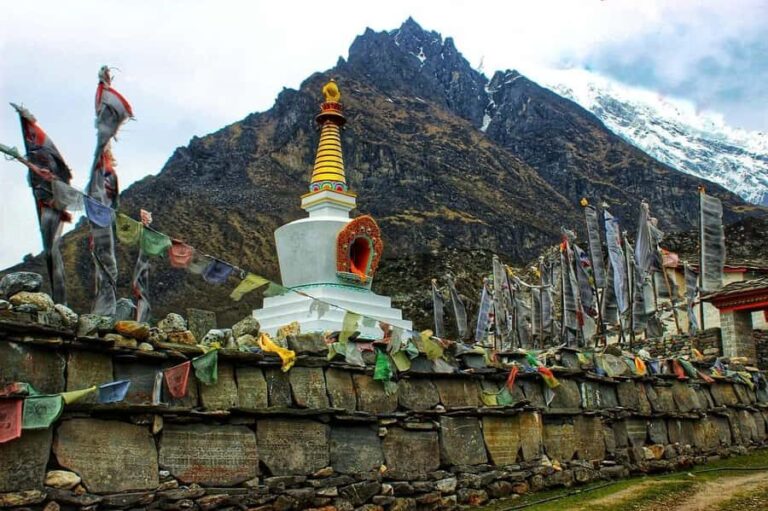 Kathmandu: 12-Day Gokyo Lakes Trek with Gokyo Ri Viewpoint - What Makes This Trek Stand Out?