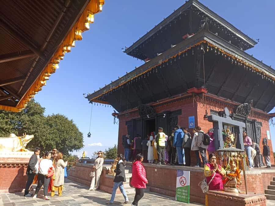 Kathmandu: Chandragiri Cable Car Ride with Nepali Lunch - The Sum Up
