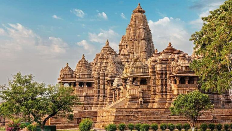 Khajuraho: Private Kamasutra Temples Day Tour with Guide - An In-Depth Look at the Khajuraho Private Tour