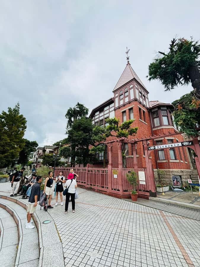 Kobe/Himeji: Must-see Spots Full Day Tour with Hotel Pickup - Transportation, Price, and Value