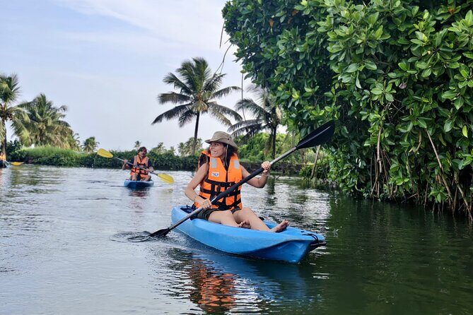 Kochi Kayaking Tour: Sunrise, Sunset & Floating Tea Break - Authentic Insights from Reviewers
