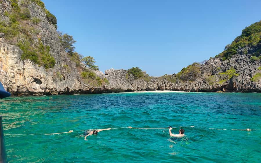 Koh Lanta: Koh Rok and Koh Ha Snorkeling Day Trip - What You Will Love about This Tour