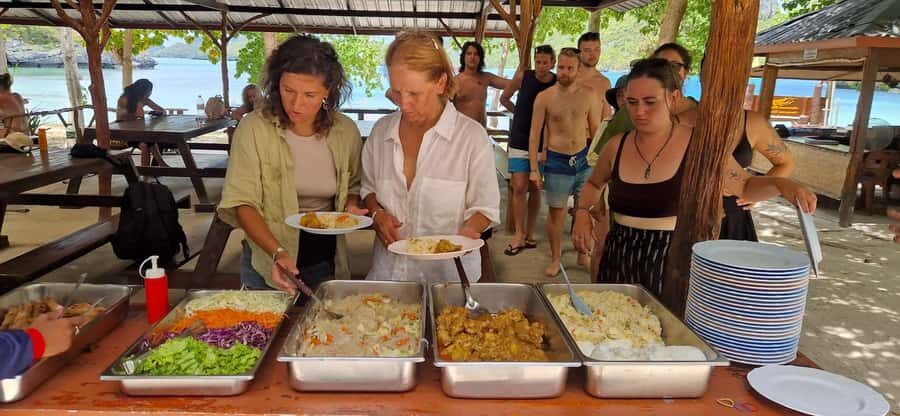 Koh Samui: Day Tour to Ang Thong with Kayak, Snorkel & Lunch - Snorkeling at Mu Ko Ang Thong