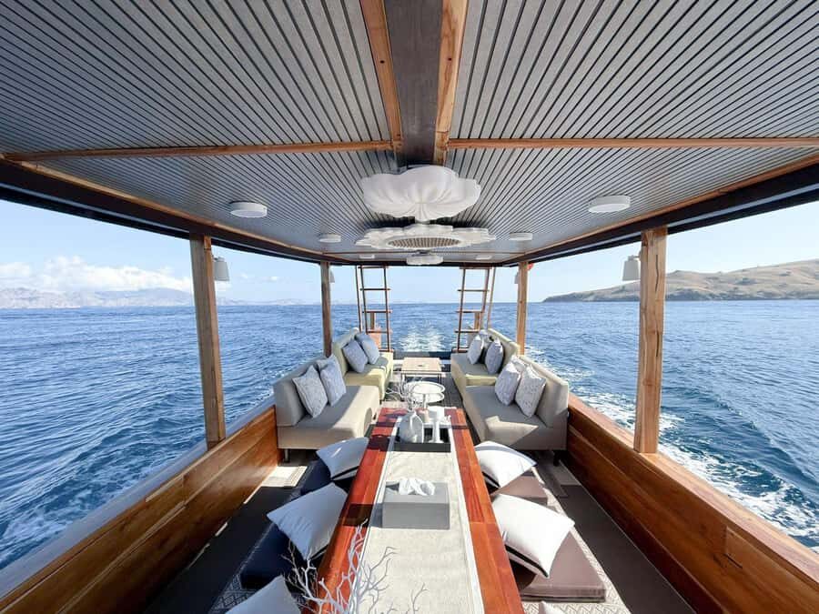 Komodo: Full-Day Sailing Trip by New Luxury Phinisi - Detailed Breakdown of the Experience