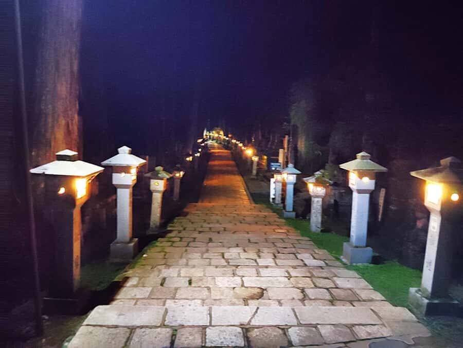 Koyasan: Sacred Silence of Okunoin at Dawn and After Dark - Exploring the Itinerary in Detail