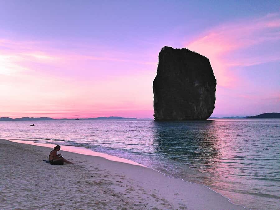 Krabi: 4 Island Tour, Sunset+Plankton, Small Group 12 pax - What Makes This Tour Stand Out?