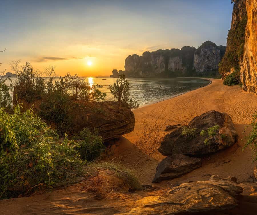 Krabi: Bioluminescent Plankton, 7 Islands sunset Tour & BBQ - Exploring the Itinerary in Detail