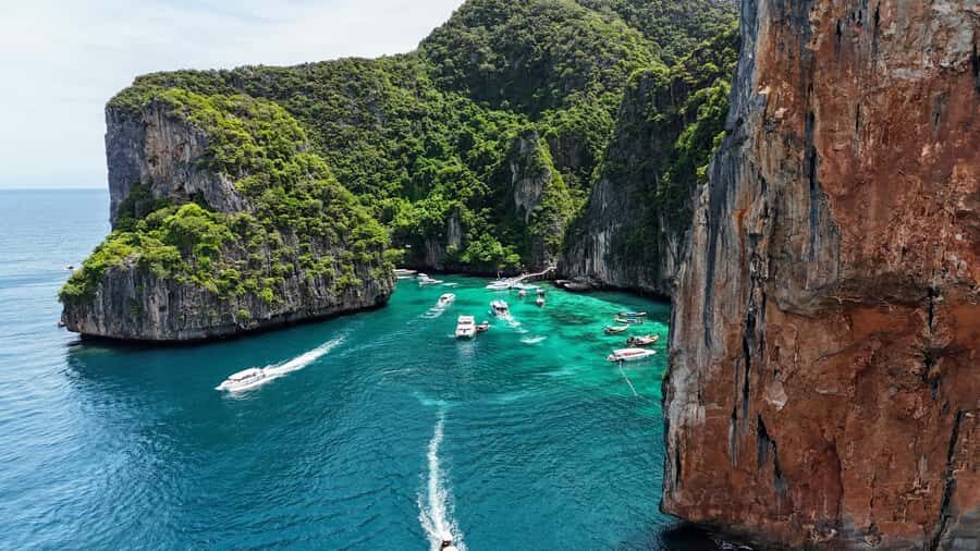 Krabis Whisper: Phi Phi & 4 Islands Sunset Speedboat Tour - What Makes This Tour Stand Out