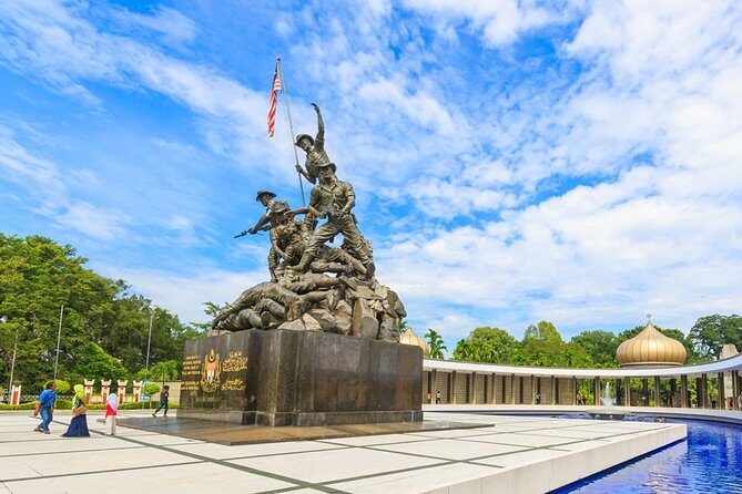 Kuala Lumpur City Tour - Stop 2: KL Tower