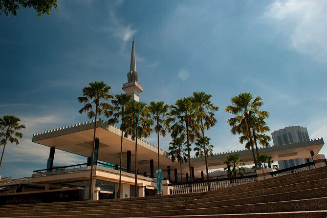 Kuala Lumpur Exploration Tour including Batu Caves - Practical Tips Based on Traveler Feedback