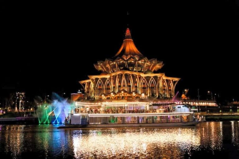 Kuching: Royal Cruise, Sunset, Live Show & Optional Dinner - Who Will Love This Experience