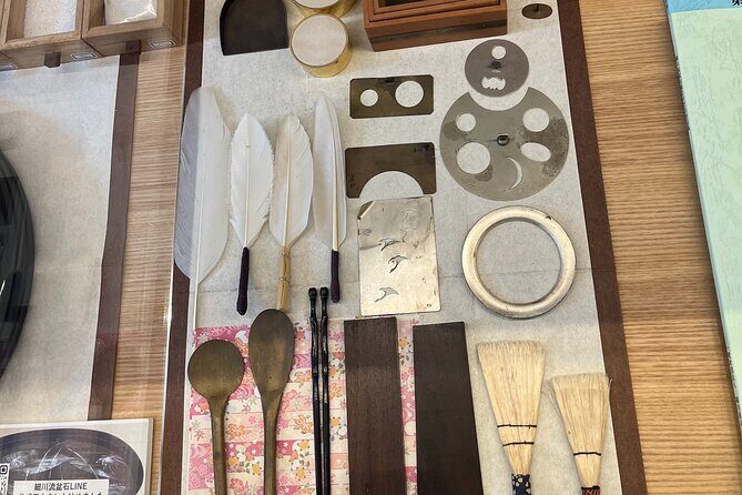 Kumamoto Suizenji Koden Crafts Class Activity - Authenticity and Instructor Expertise