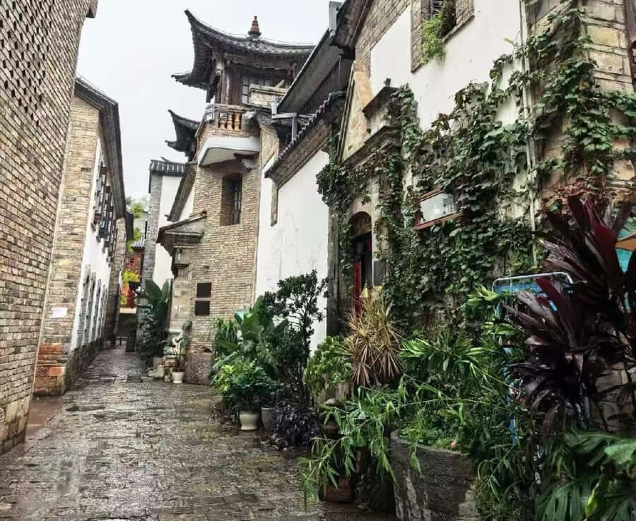 Kunming: A day trip to Daguanlou and the old street - What Makes This Tour Stand Out