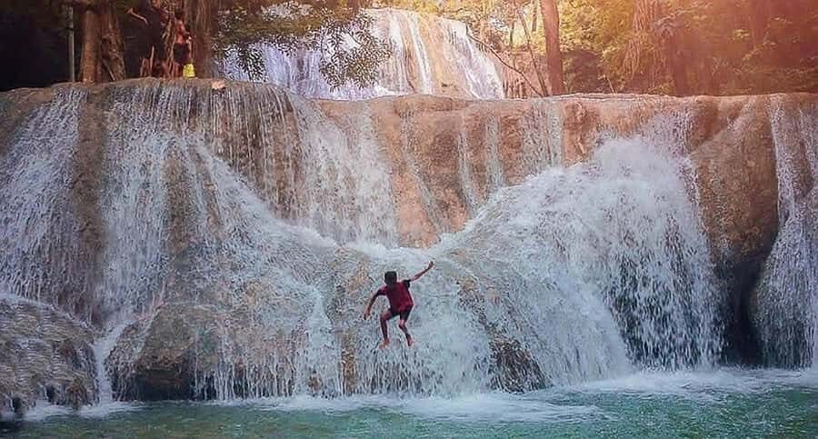 Kupang: Crystal Cave, Oenesu Waterfall, & Beach Tour - Exploring the Tour in Detail