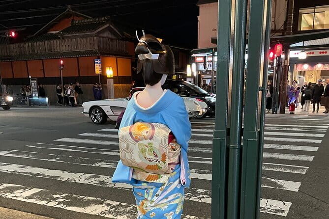 Kyoto Gion Walking Tour Discovering the Secret World of Geisha - What Travelers Can Expect: An Authentic Cultural Journey