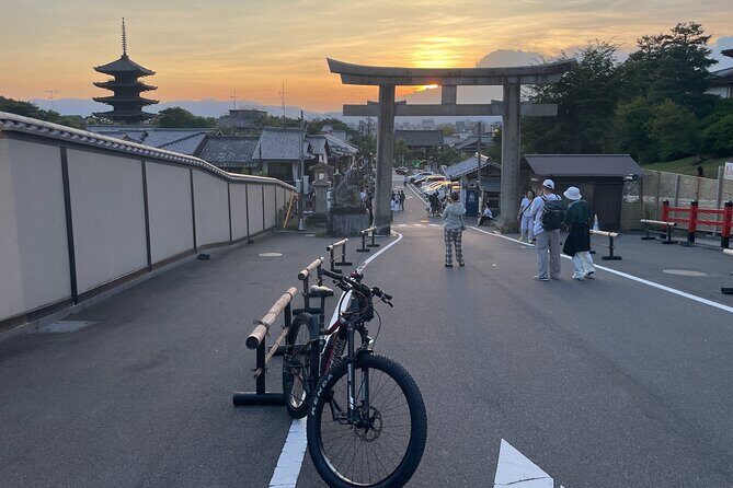 Kyoto Higashiyama Gion Sunset Cycling Tour - Practical Considerations