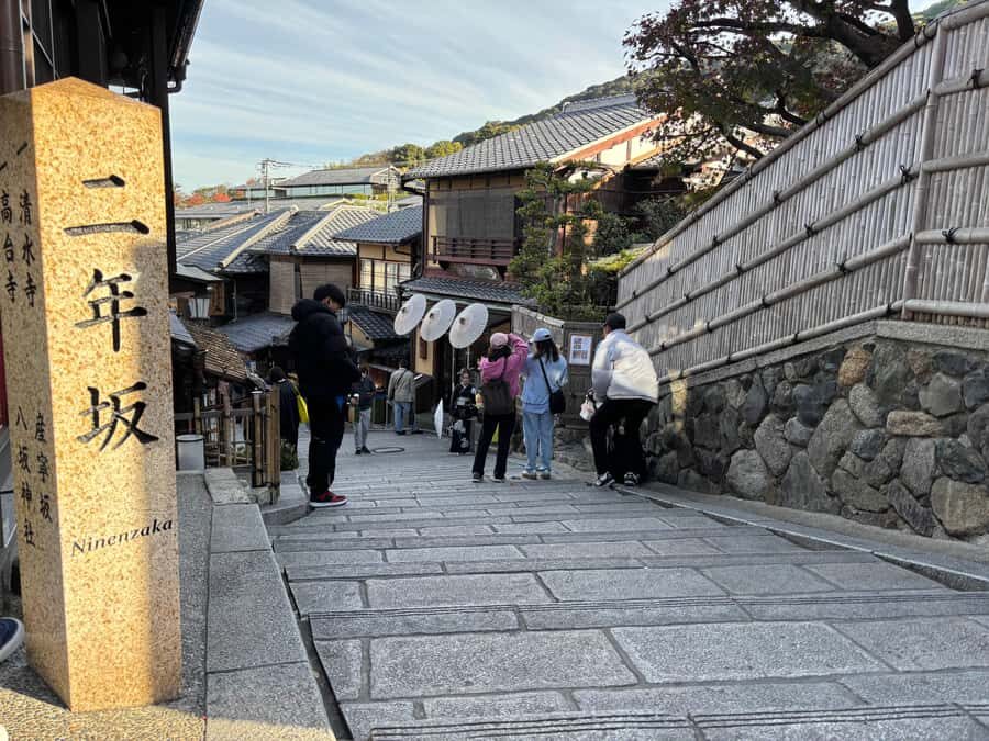 Kyoto: Higashiyama Premium E-Bike Tour with guide - Practical Details & Value