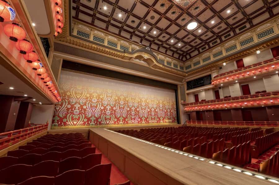 Kyoto Minamiza Theatre: Kabuki Show Ticket - Who Is This Tour Best For?