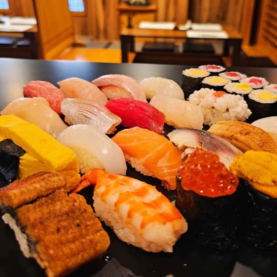 Kyoto Sushi Making & Matcha Tea Experience with a Local Chef - Who Should Consider This Tour?