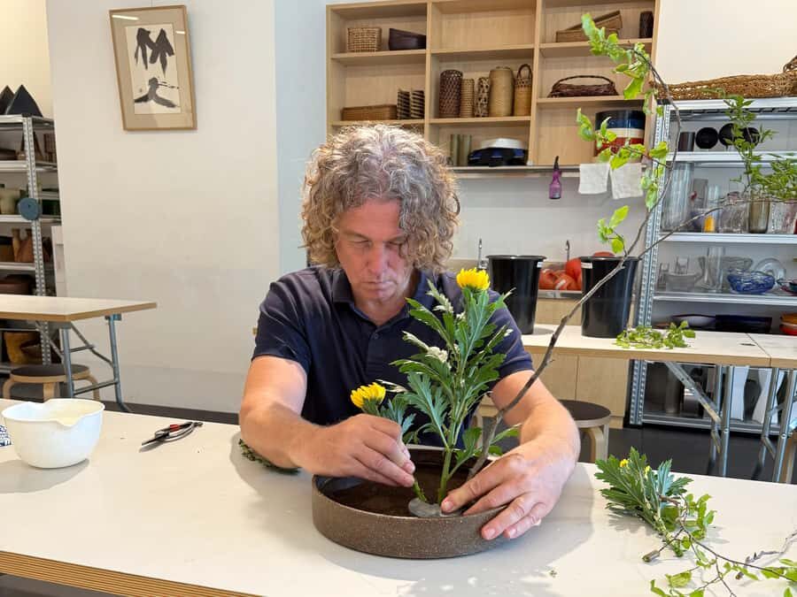 Kyoto: Traditional Japanese Ikebana Flower Art Experience - The Crafting Experience