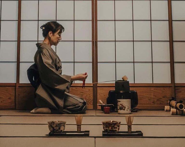 Kyoto: Traditional Tea Ceremony since 16th century - The Experience: What to Expect in Detail