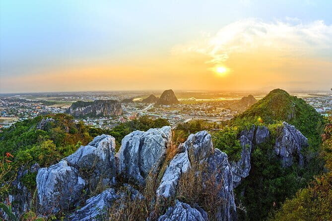 Lady Buddha Marble Mountains Hoi An Ancient Town Group Tour - A Detailed Look at the Itinerary