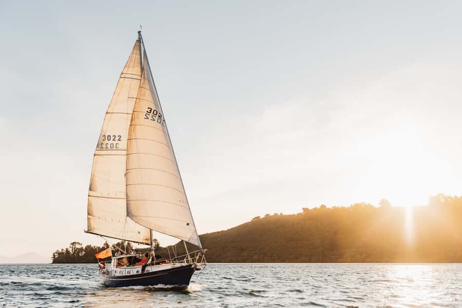 Lake Taupo: Classical Sailing to the Mori Rock Carvings - What Makes This Tour Special?
