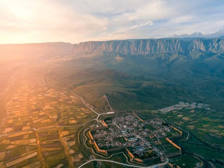 Lanzhou: Culture&Nature One-Day Tour - Customizable Packages - Who is this tour best suited for?