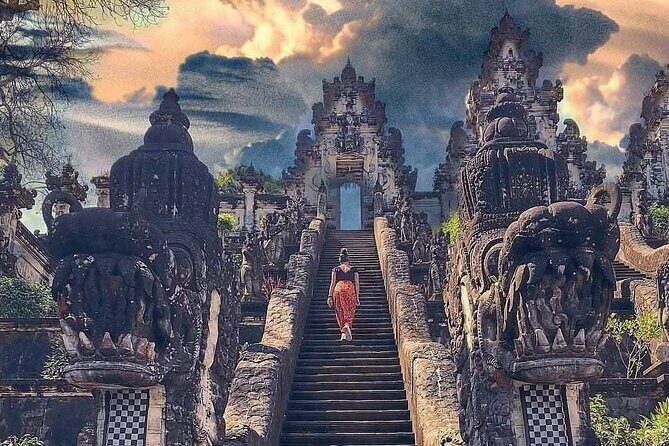 Lempuyang Gate of Heaven Tirta Gangga and Water Palace Tour - Practical Aspects: Transportation, Costs, and Timing