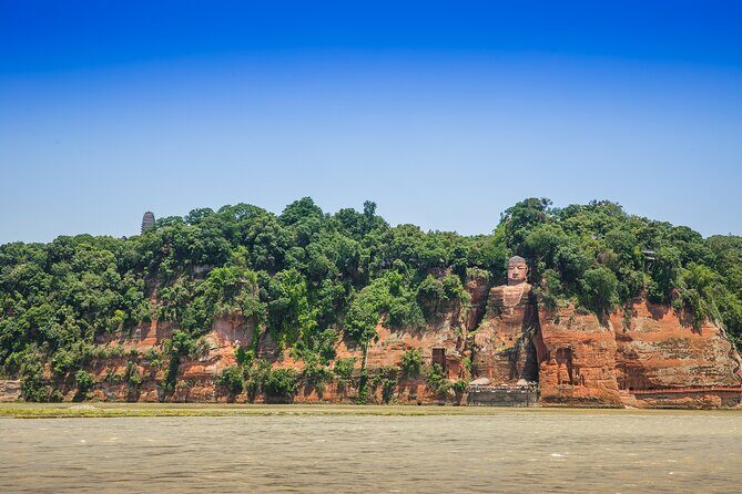 Leshan Giant Buddha and Huanglongxi ancient town Private Day Tour - Practical Aspects: Value, Comfort, and Convenience