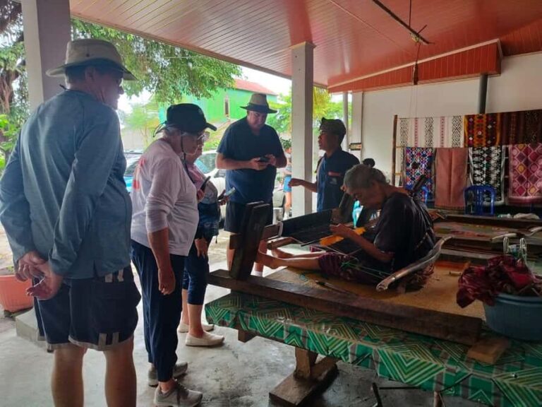 Lombok: Cultural Day Tour & Beach Pickup Cruise Port/Hotel - What Travelers Say