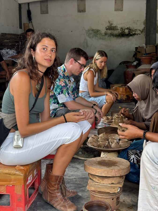 Lombok: Sade Village, Weaving, and Beaches Guided Tour - Getting to Know the Tour: A Deep Dive into the Itinerary