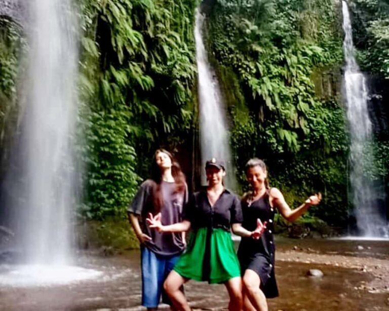Lombok: Waterfall, Traditional Village & Kuta Beach Tour - Exploring the Waterfalls: Benang Stukel and Benang Kelambu
