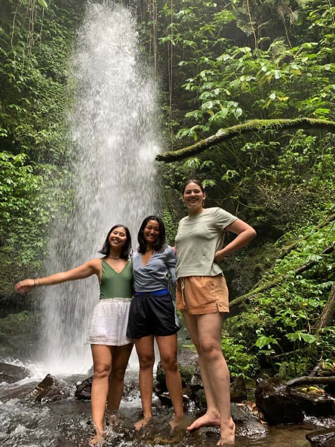Lombok: Weaving Museum and Rinjani Geopark Waterfalls Tour - An In-Depth Look at the Lombok Weaving Museum and Rinjani Geopark Waterfalls Tour