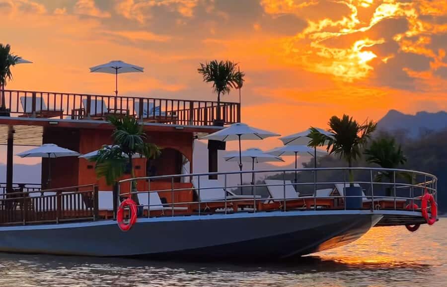 Luang Prabang:MekongRiver Sunset Cruise& Buddha's Light Show - What the Tours Don’t Cover (and What to Consider)