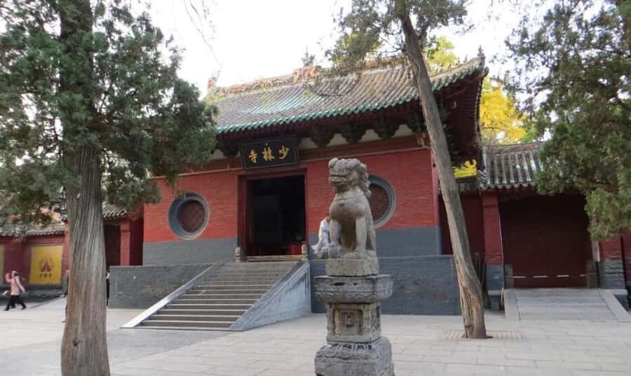 Luoyang: Full-Day Longmen Grottoes & Shaolin Temple - Sampling Luoyang’s Flavors