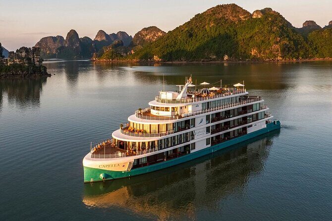 Luxury 2 Days Cruise in Lan Ha Bay with Activities Included - An In-Depth Look at the Cruise Experience