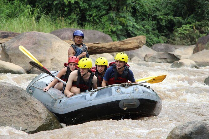 Mae Taeng River Extreme Rafting Experience in Chiang Mai - The Guides and Safety: Why They Matter