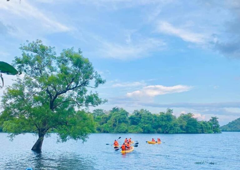 Mahiyanganaya: Sorabora Lake Kayaking Tour with Pickup - In-Depth Look at the Experience