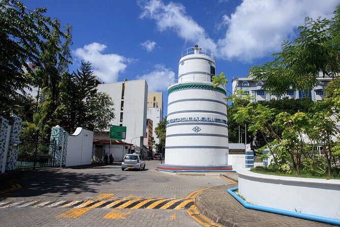 Maldives: Male City Highlights Tour by Car with Local Guide - The Experience: What to Expect