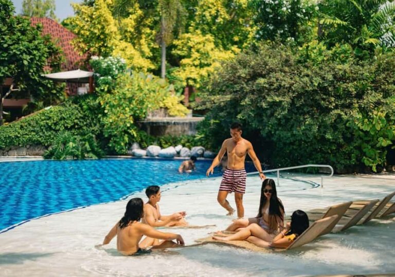 Manila Villa Escudero Private Day Tour with Lunch - Detailed Breakdown of the Itinerary