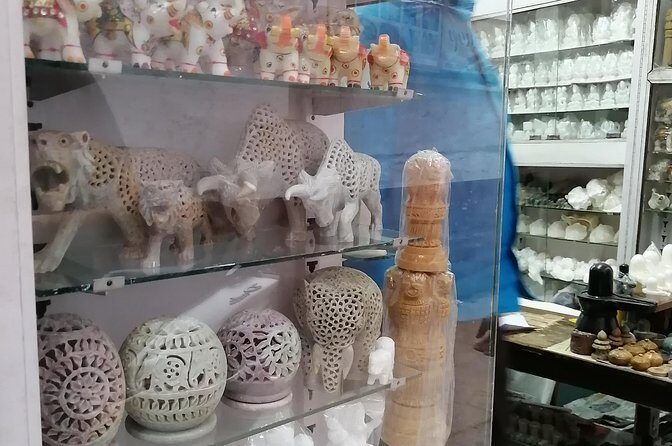 Market Tour of Varanasi - What to Expect and Practical Tips