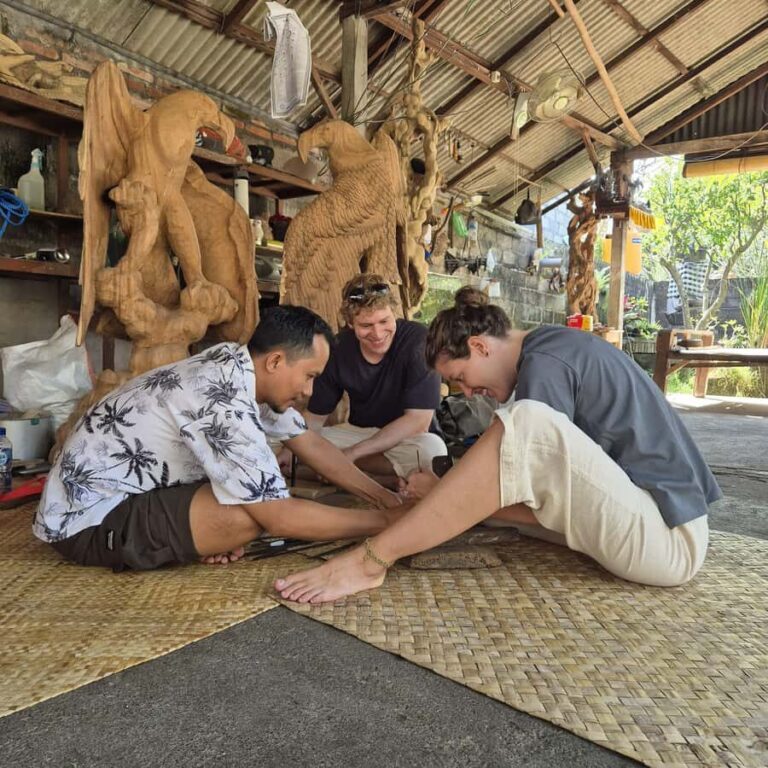 Mas Village Wood Carvings class with Local artist - Who Is This Tour For?