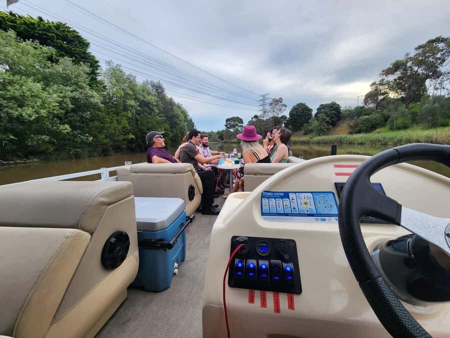 Melbourne: Boat Rental with BBQ and Drinks