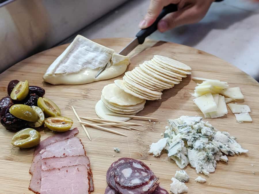 Melbourne Flavors: Queen Victoria Market Food Tour