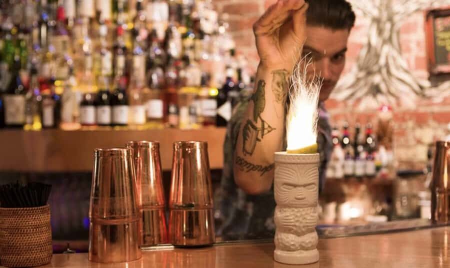 Melbourne: Local Laneway Bars and Their Stories - What the Tour Entails