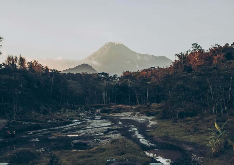 Merapi Volcano Sunrise, Borobudur & Ratu Boko Full Day Tour - Borobudur: The Crown Jewel of Indonesian Heritage