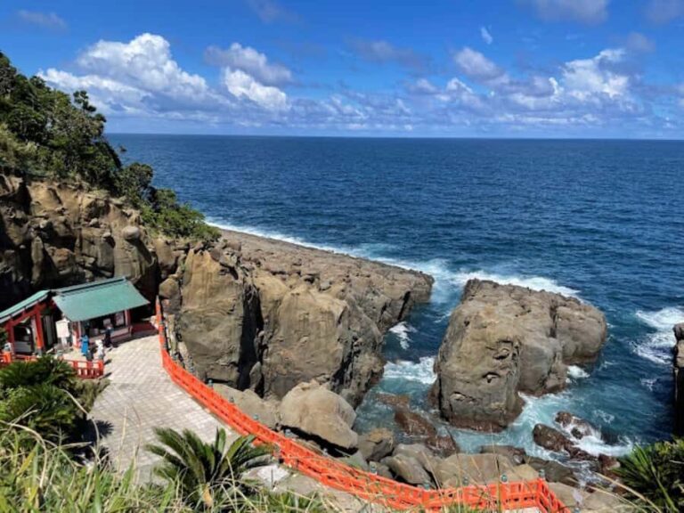 Miyazaki: Guided Tour with Brompton Bike and Lunch - Practical Details and Why They Matter