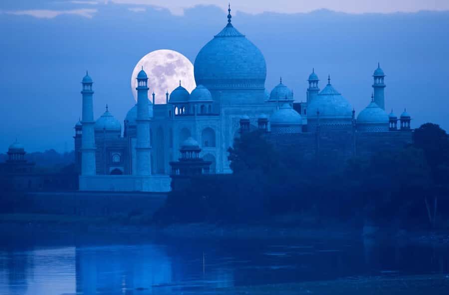 Moonlight Taj Mahal Tour from Yamuna River Side - Practical Details & Tips