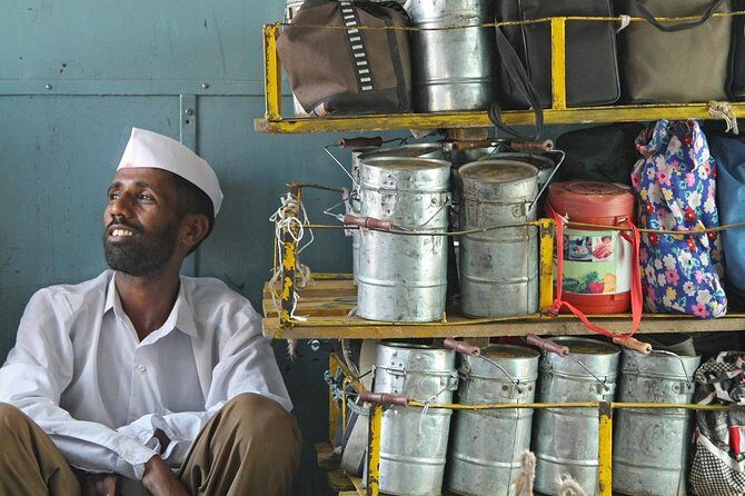 Morning Life of Mumbai's Dabbawalas and Dhobis Tour - The Experience—What Works Well
